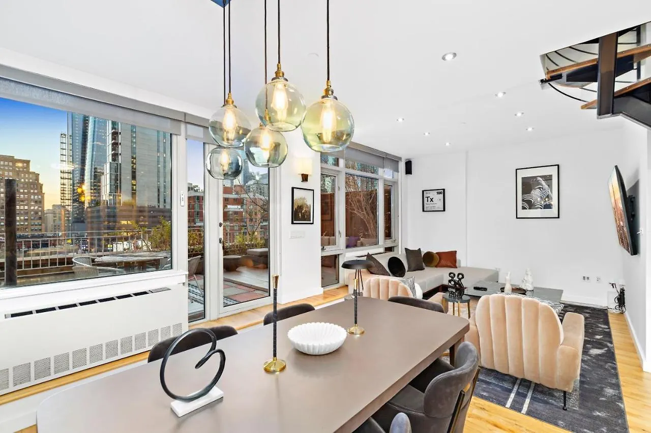 Luxurious 4 Bedroom Penthouse New York 0*,  Stati Uniti