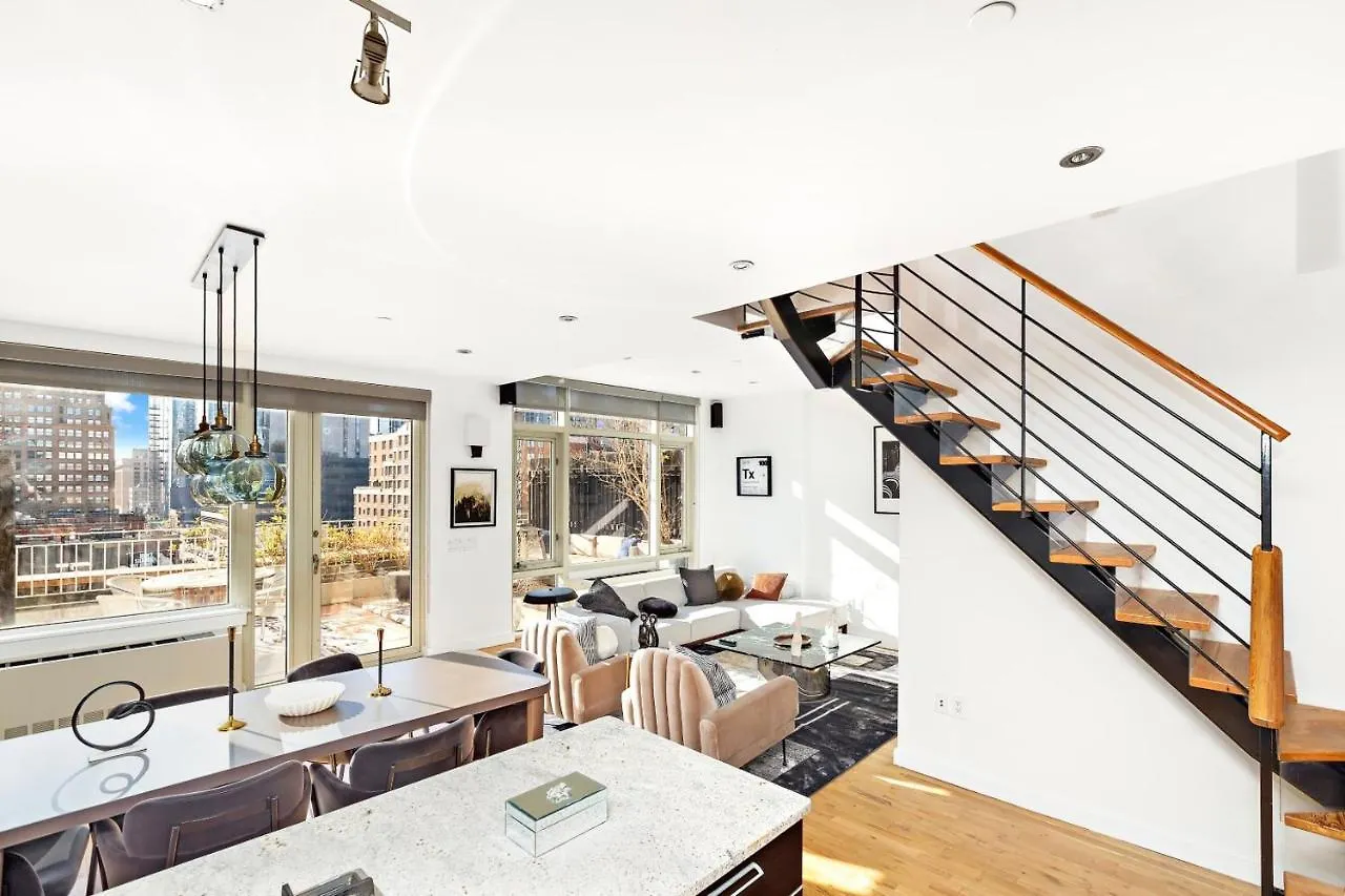 Luxurious 4 Bedroom Penthouse New York 0*,  Stati Uniti