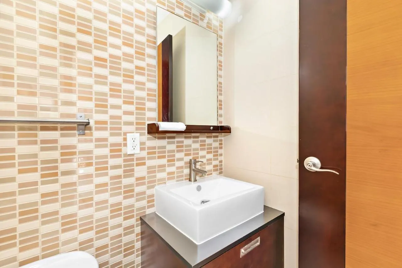 Appartamento Luxurious 4 Bedroom Penthouse New York Stati Uniti