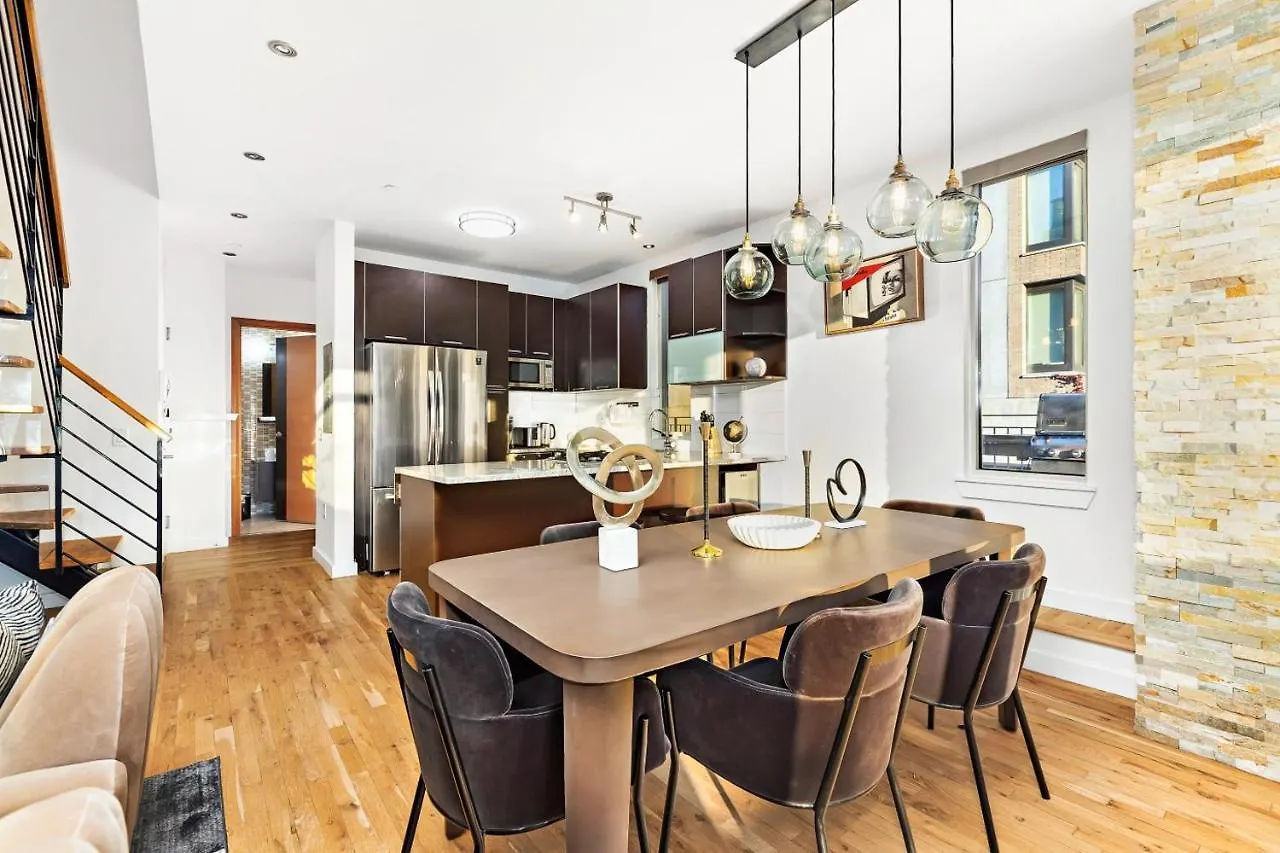 Luxurious 4 Bedroom Penthouse New York