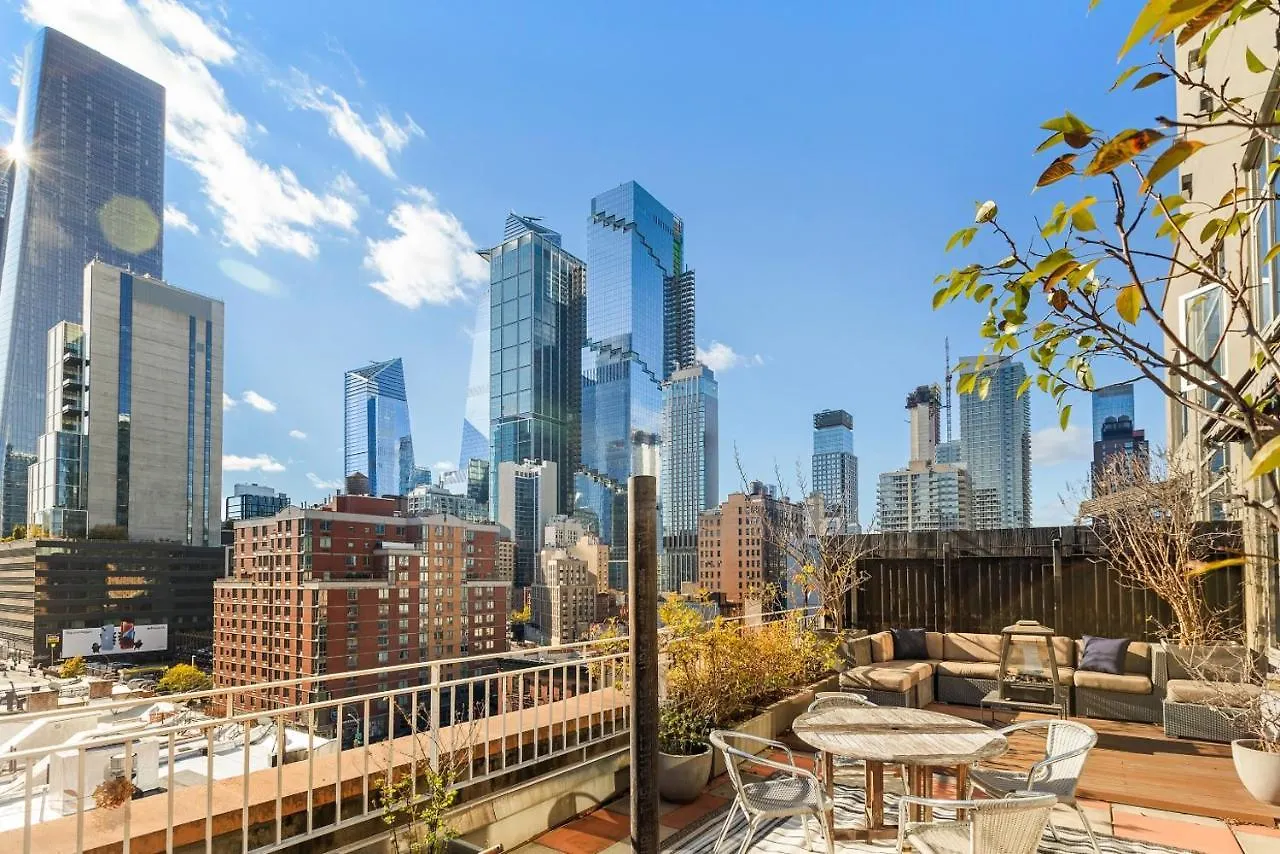 Luxurious 4 Bedroom Penthouse New York Apartment