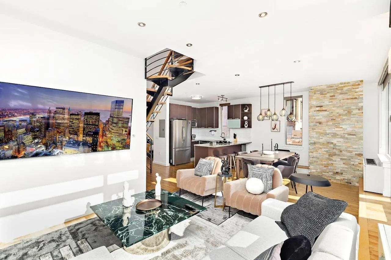 Apartment Luxurious 4 Bedroom Penthouse New York