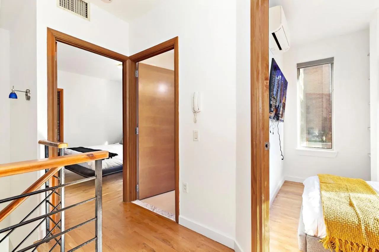 Apartment Luxurious 4 Bedroom Penthouse New York
